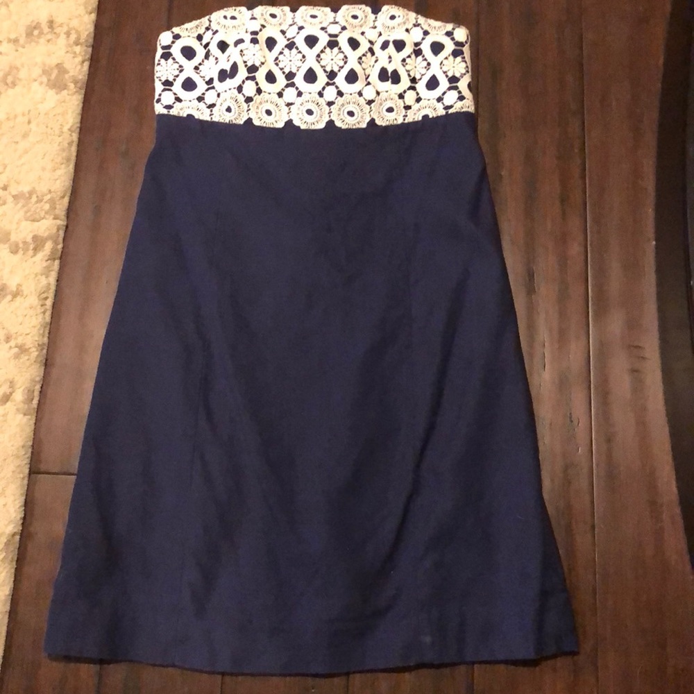 Navy size 6 Lilly Pulitzer dress